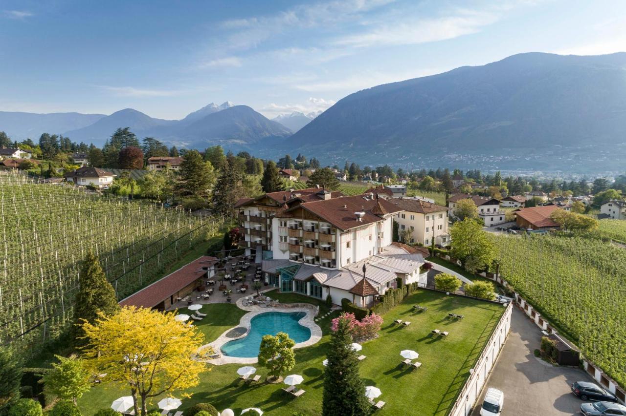 Hotel Burggraeflerhof Мерано Экстерьер фото